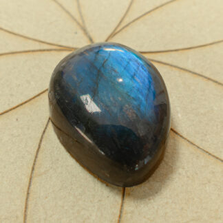 Labradorite 13