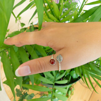 Bague Cornaline petite feuille