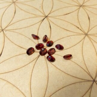Grenat taillé pour bijoux