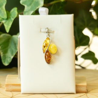 Ambre pendentif 3 gouttes