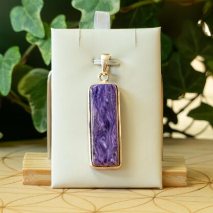 Charoïte pendentif