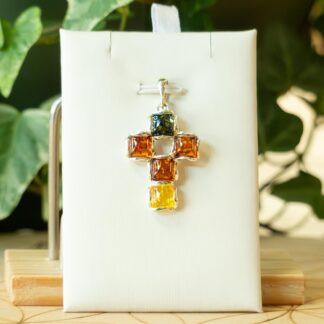 Ambre pendentif Croix