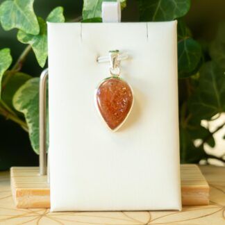 Pierre du Soleil pendentif