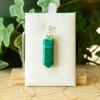 Malachite pendentif pointe