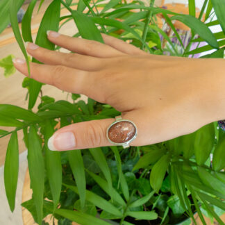 Bague Pierre du Soleil ovale