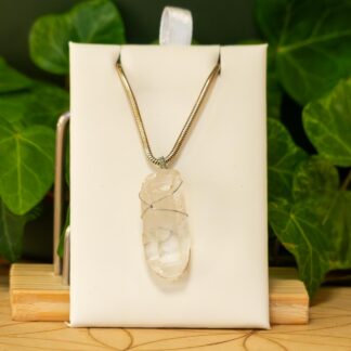 Collier pendentif Cristal de Roche #2